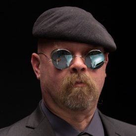 Jamie Hyneman is a popular television host